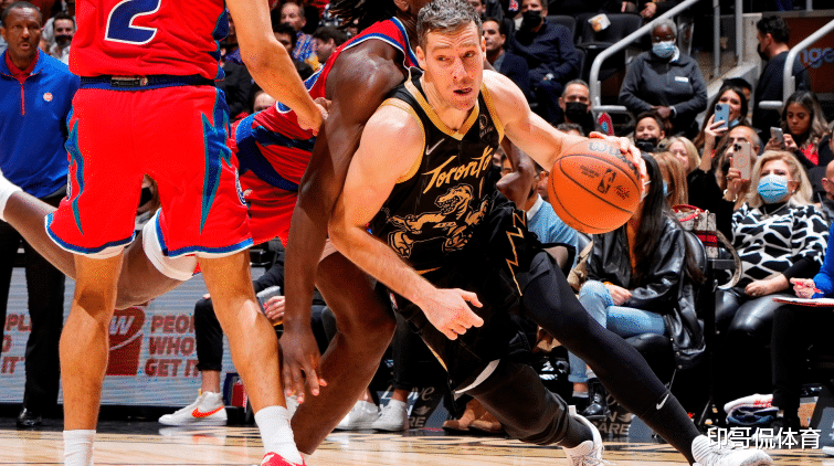 某位球员刚 某位球员刚