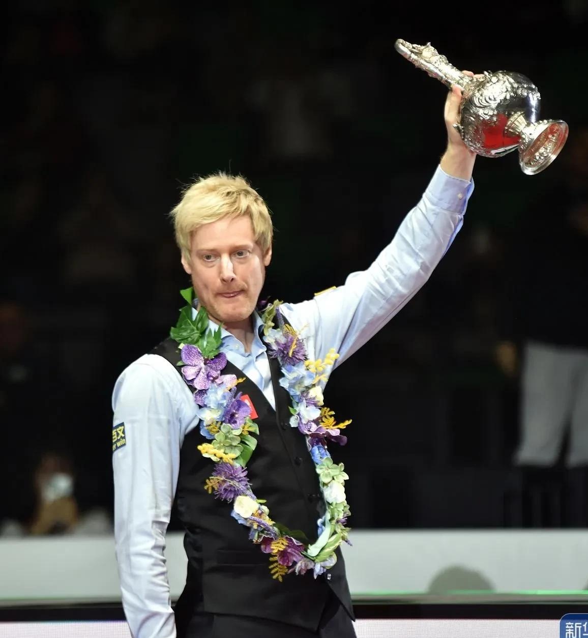 他都拥有极 他都拥有极