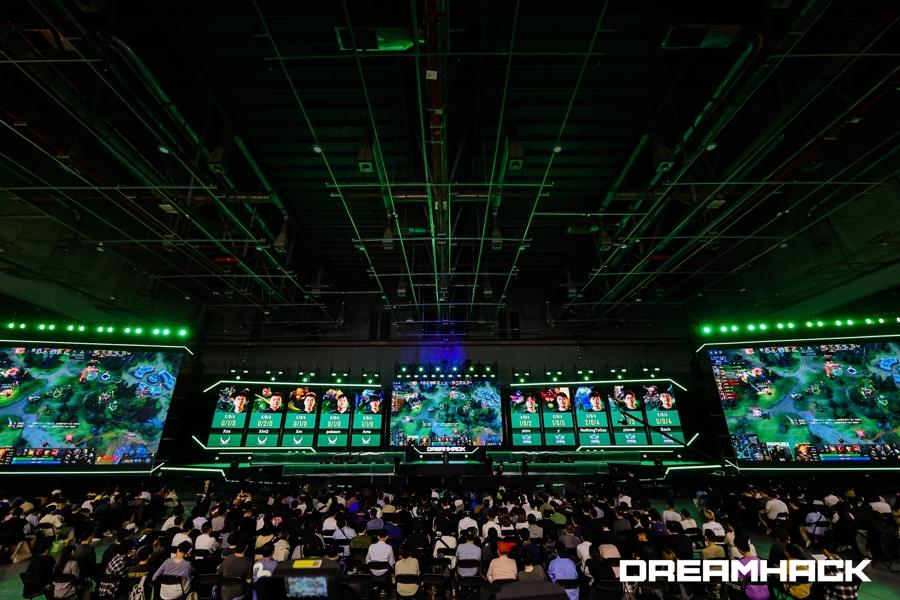 在关键时刻 在关键时刻